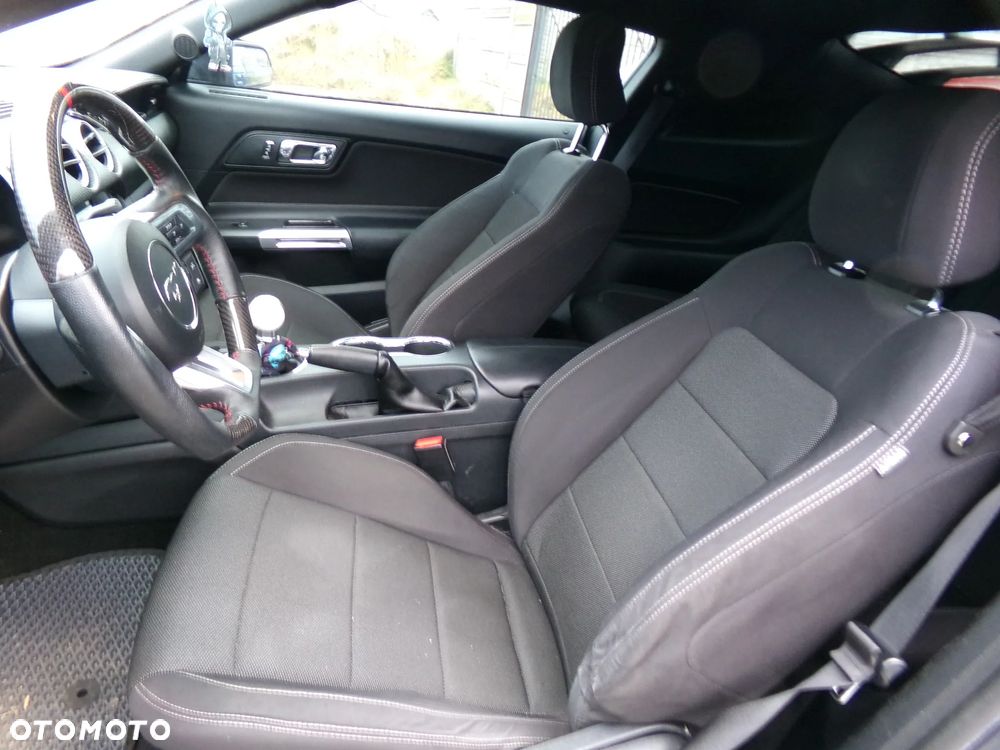 Ford Mustang 3.7 V6 - 4