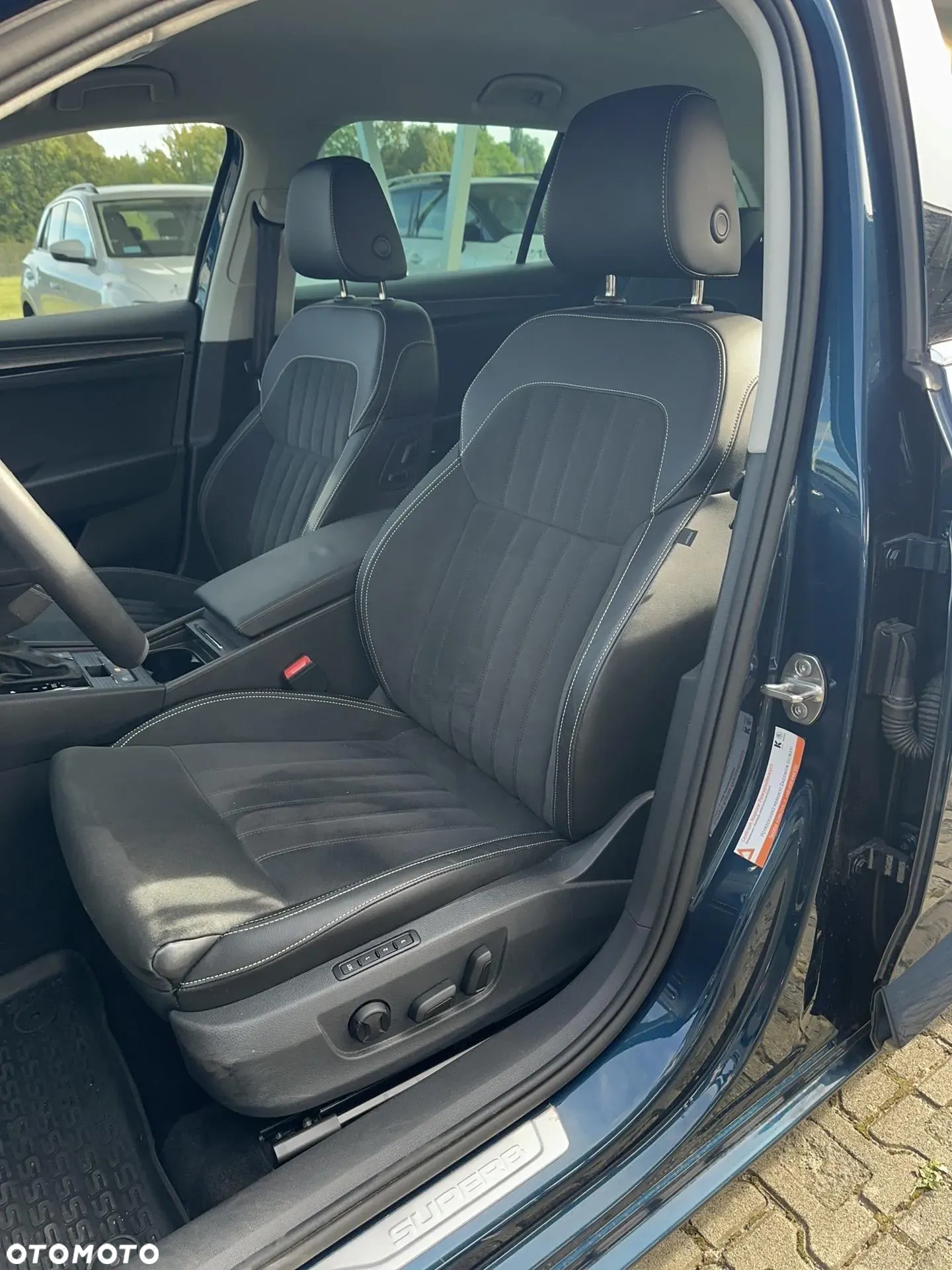 Skoda Superb 2.0 TSI Style DSG - 30