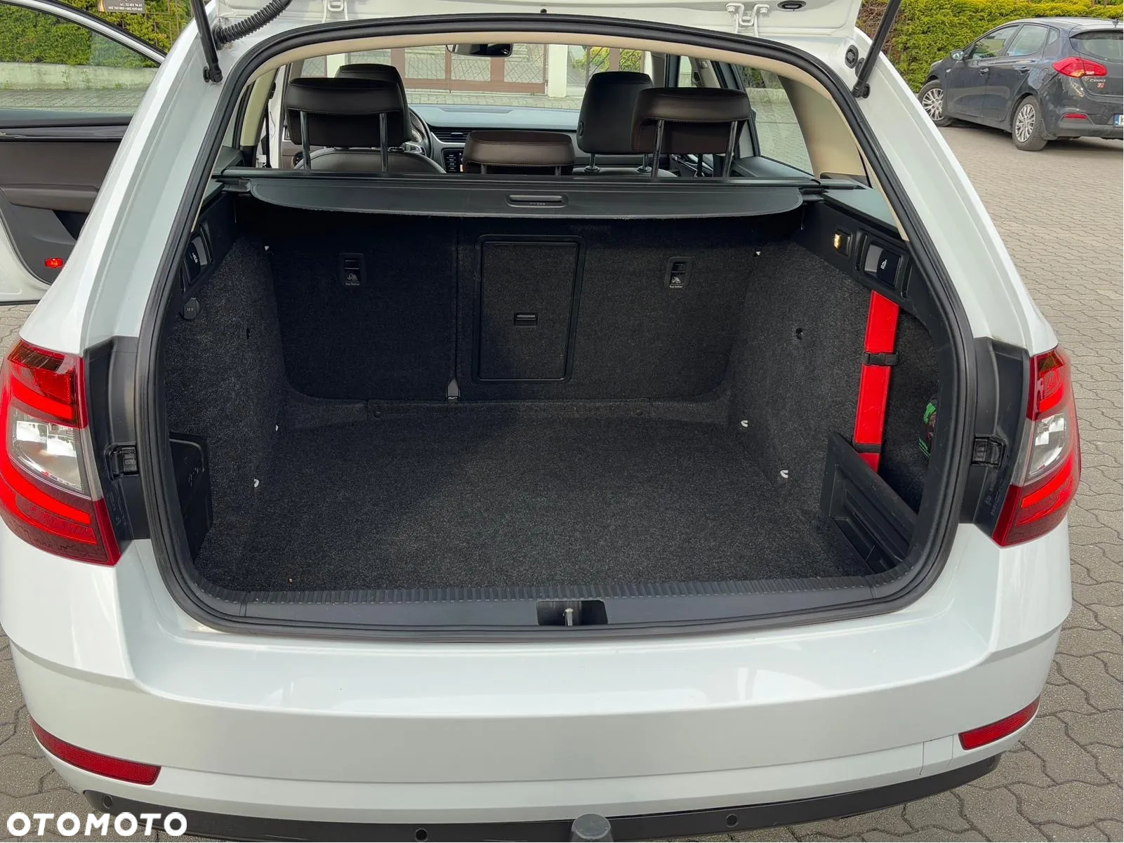 Skoda Octavia 2.0 TDI 4x4 L&K DSG - 18