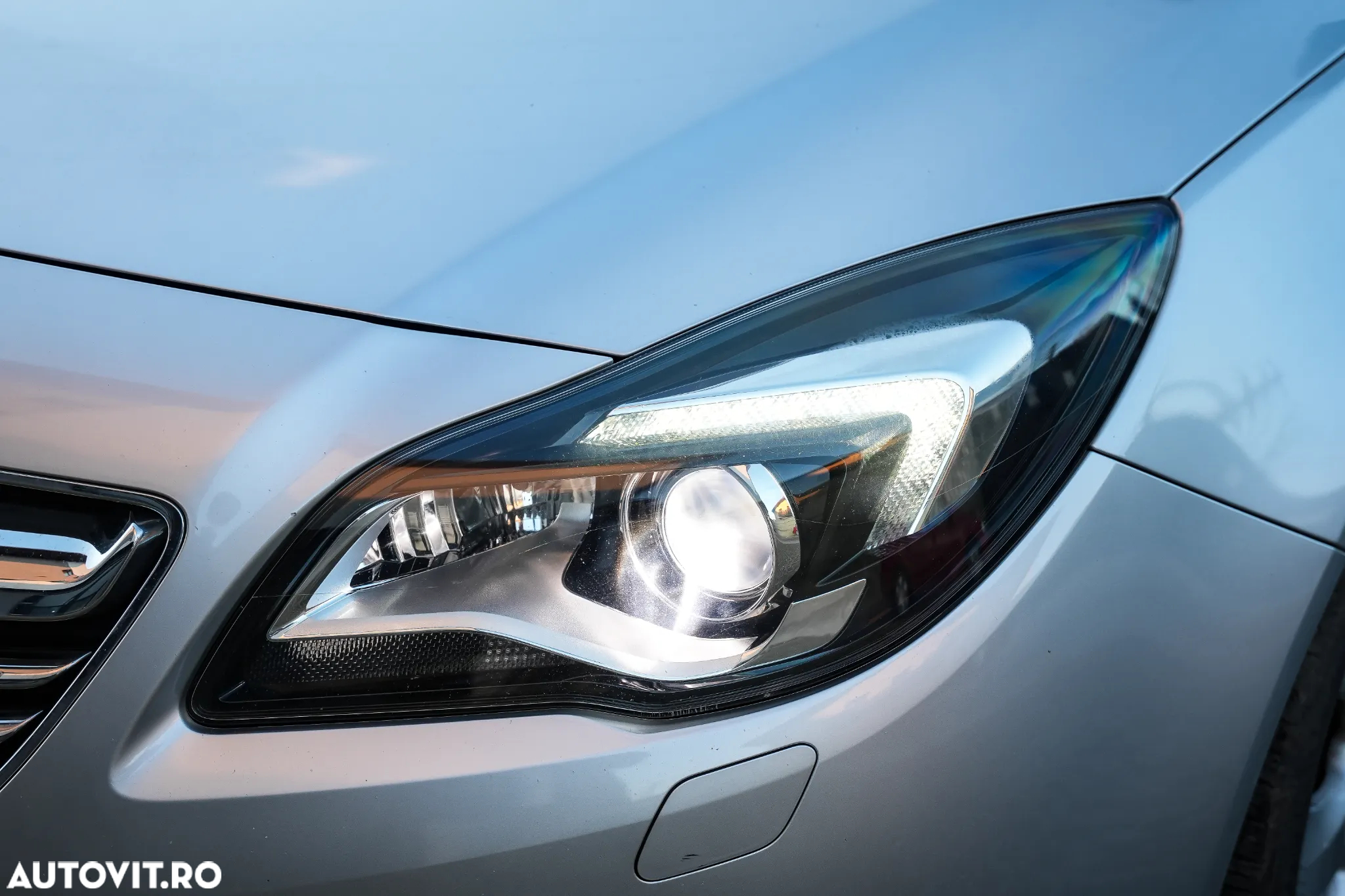 Opel Insignia - 13