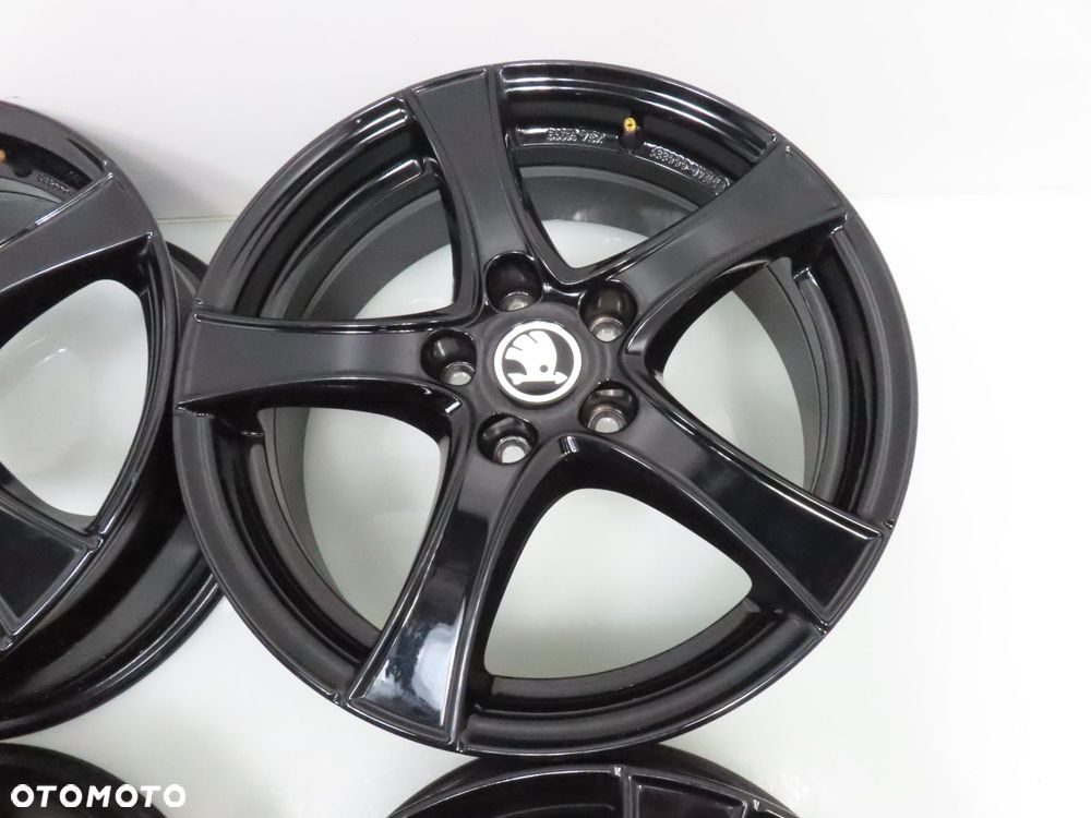 Alufelgi 17'' Skoda Octavia Superb  5x112 6.5JX17H2 ET41 - 8