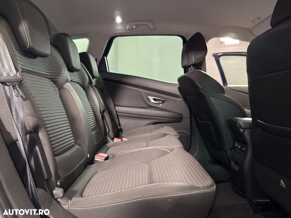 Renault Scenic - 13