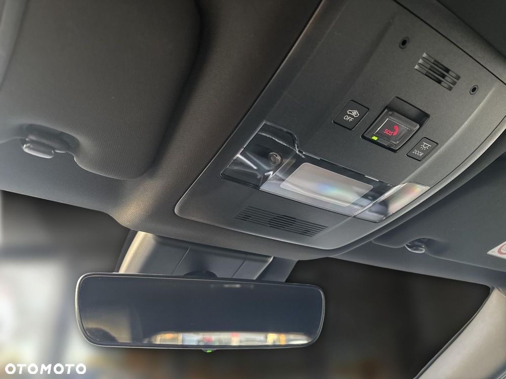 Lexus UX 250h GPF Business 2WD - 21