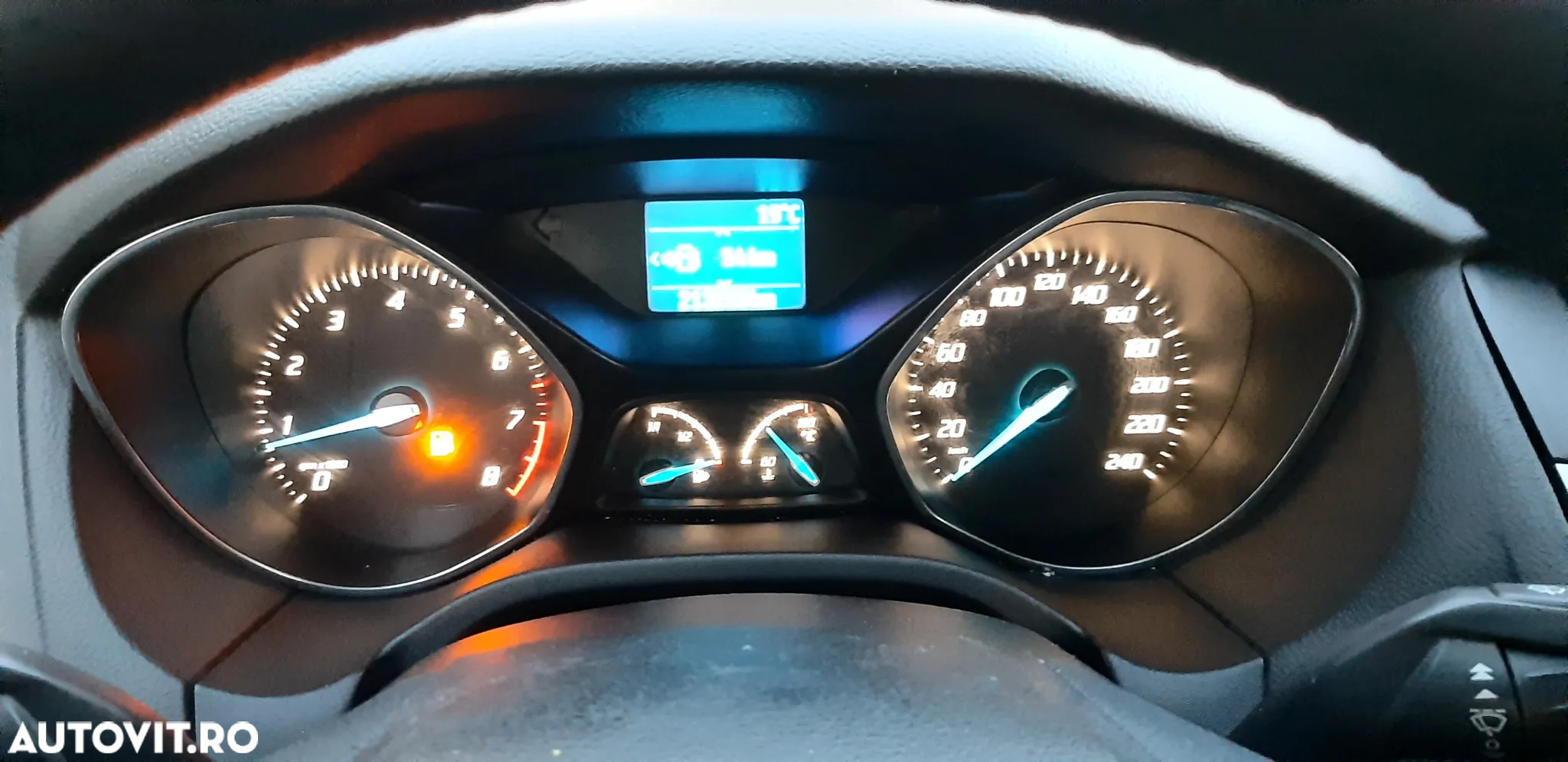 Ford Focus Turnier 1.6 Ti-VCT Champions Edition - 7