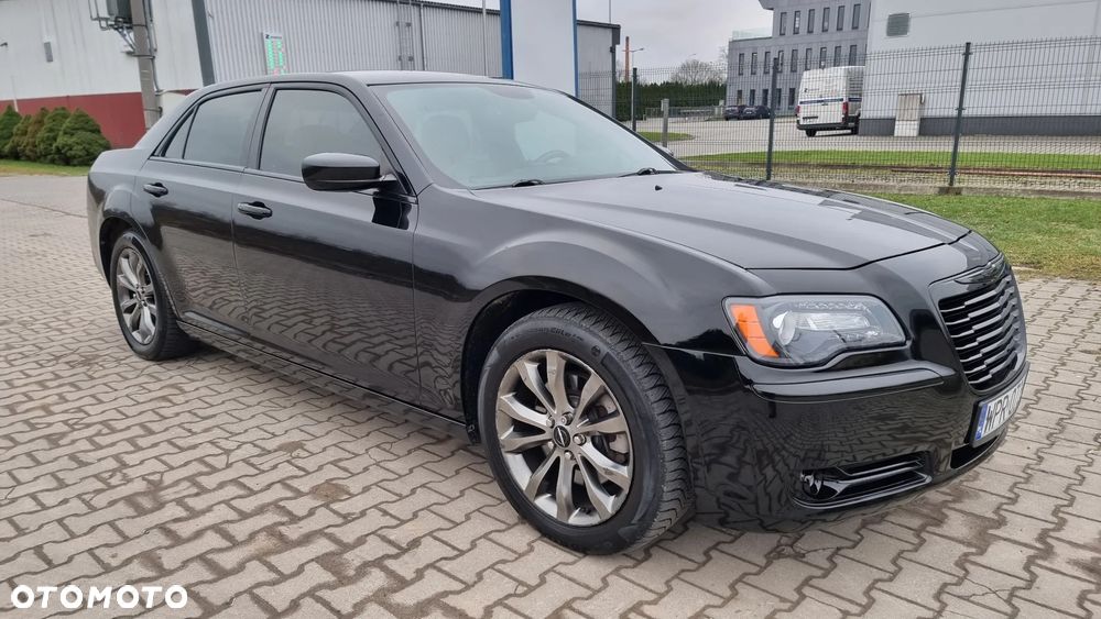 Chrysler 300s - 20