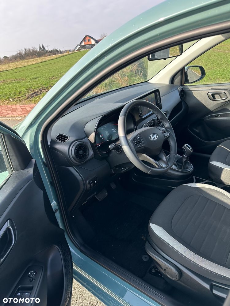 Hyundai i10 1.0 AMT Trend - 6