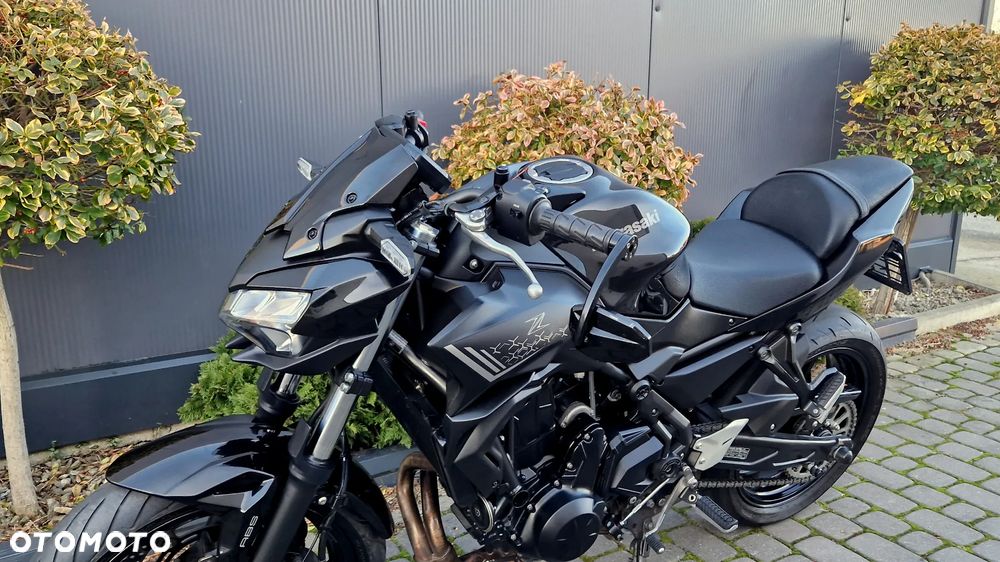 Kawasaki Z 650 - 24