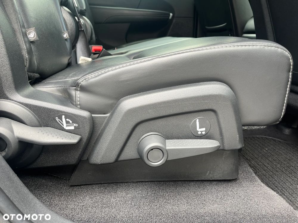 Fiat Freemont 2.0 Multijet Lounge AWD - 30