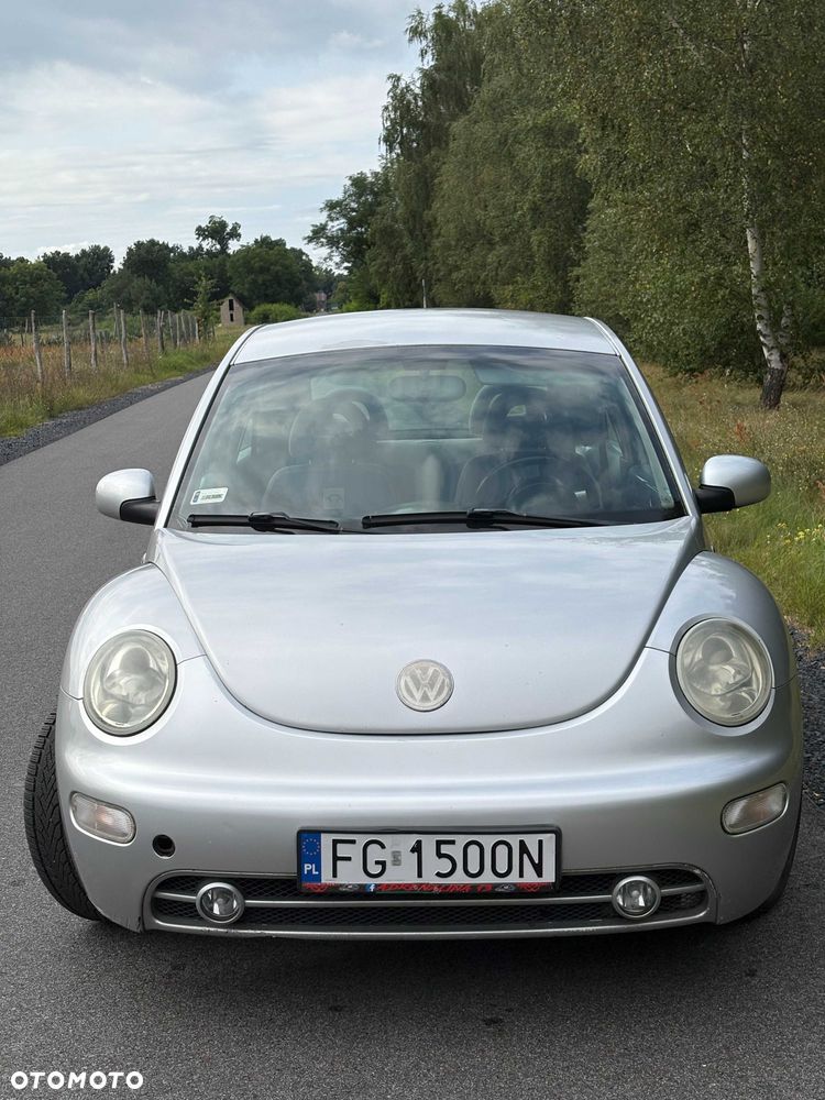 Volkswagen New Beetle - 5