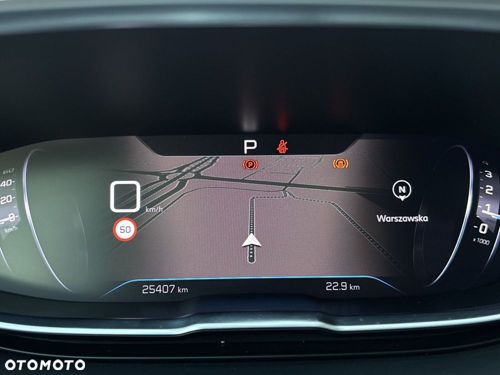 Peugeot 3008 1.5 BlueHDi Allure Pack S&S EAT8 - 17