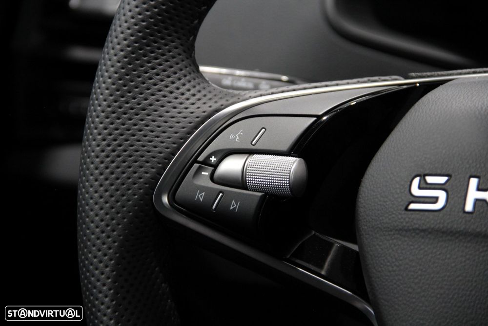 Skoda Karoq 1.0 TSI Sportline - 12