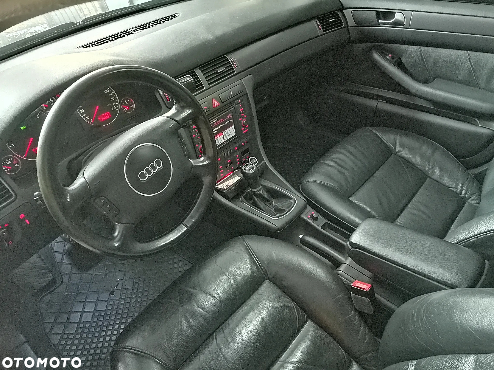 Audi A6 Avant 2.5 TDI - 20
