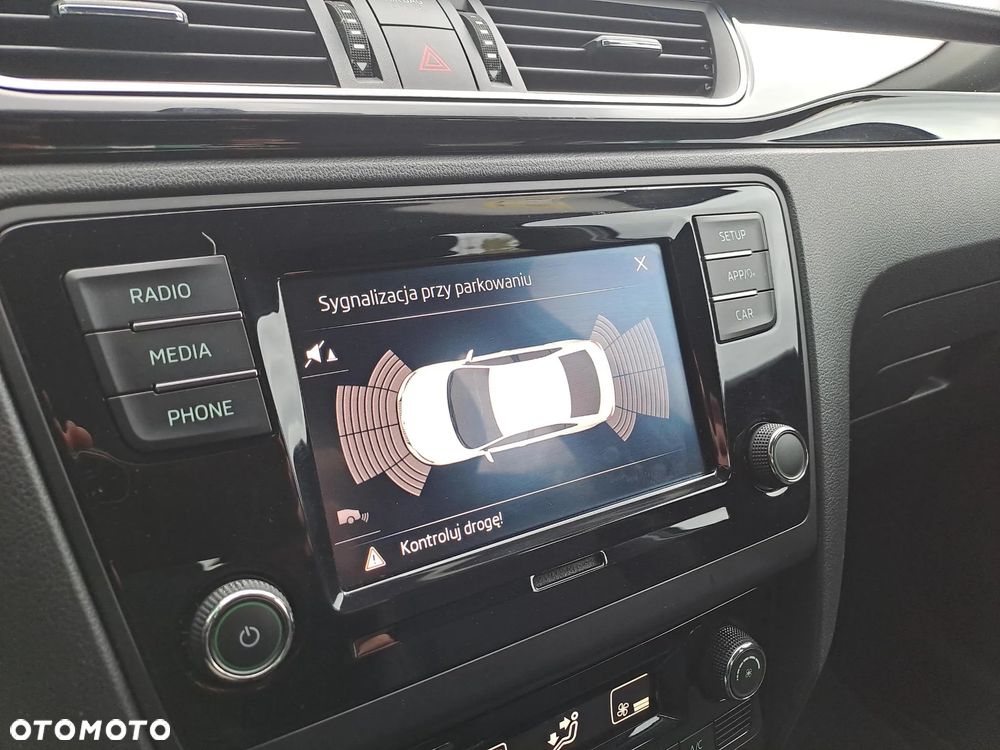 Skoda RAPID 1.0 TSI Ambition - 21