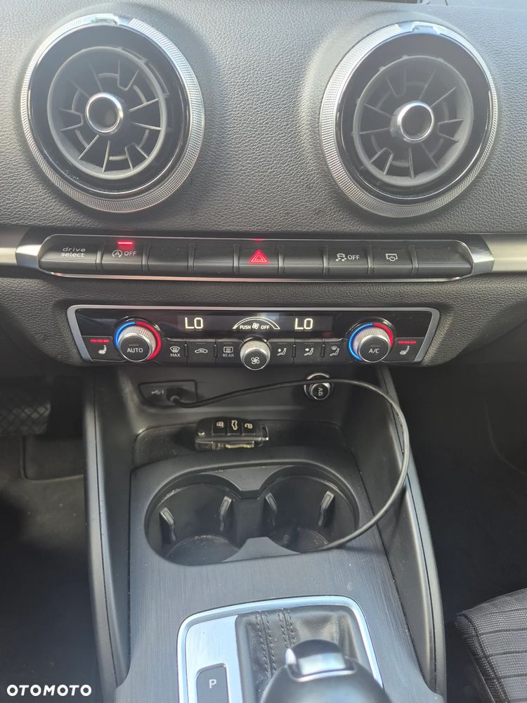 Audi A3 Limousine 1.6 TDI S tronic design - 24