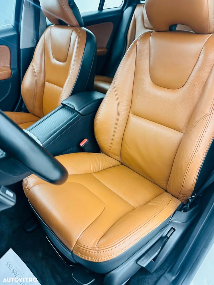 Volvo V60 D4 Geartronic Momentum - 14