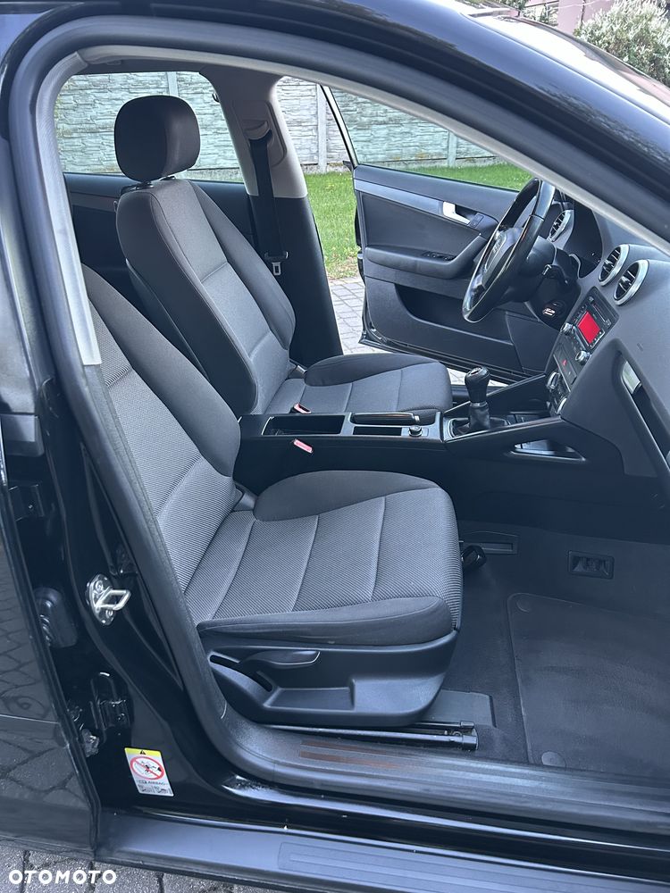 Audi A3 Sportback - 9