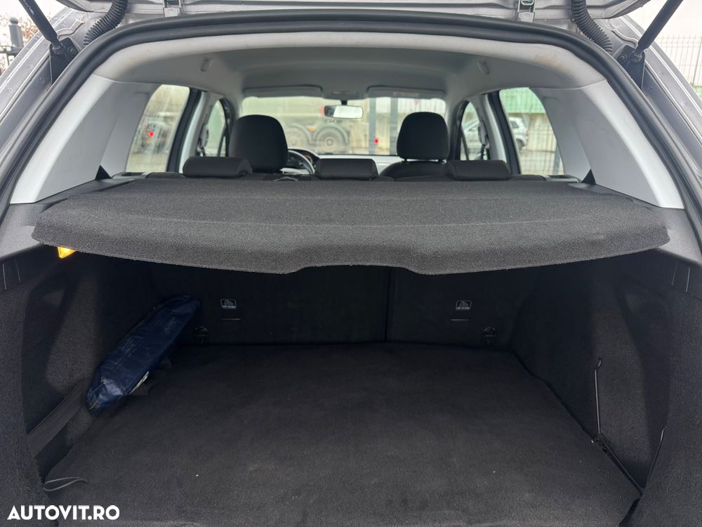 Peugeot 2008 BlueHDi 100 STOP & START Active - 13