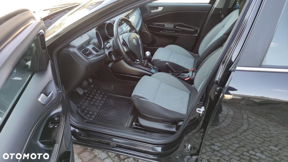 Alfa Romeo Giulietta 1.4 TB Progression - 11