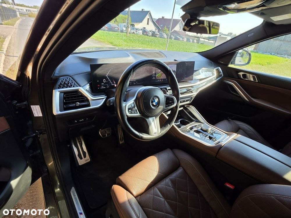 BMW X6 xDrive40d mHEV - 26