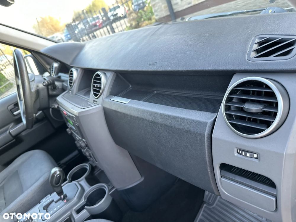 Land Rover Discovery IV 2.7D V6 S - 15