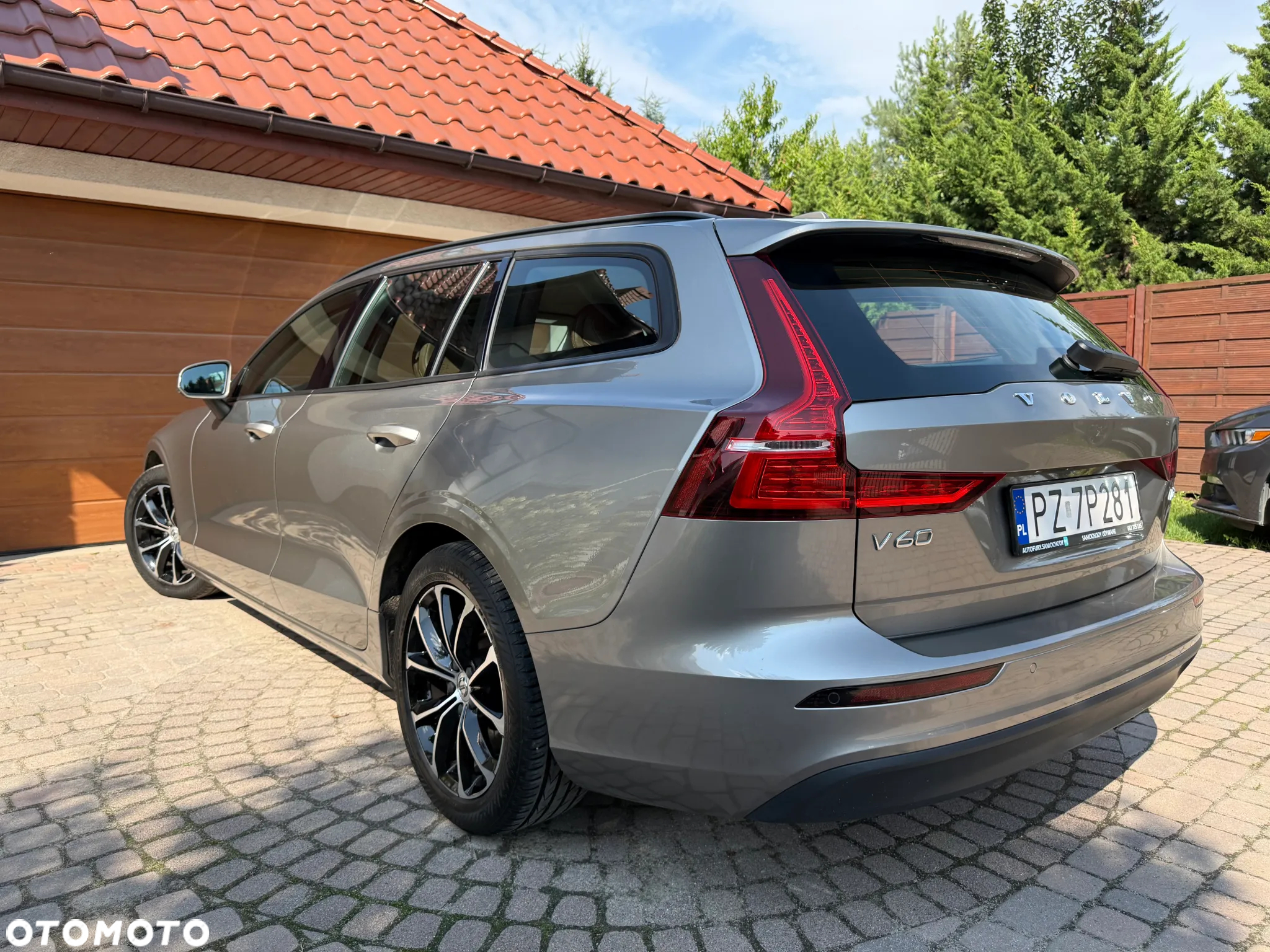 Volvo V60 D3 Momentum - 4
