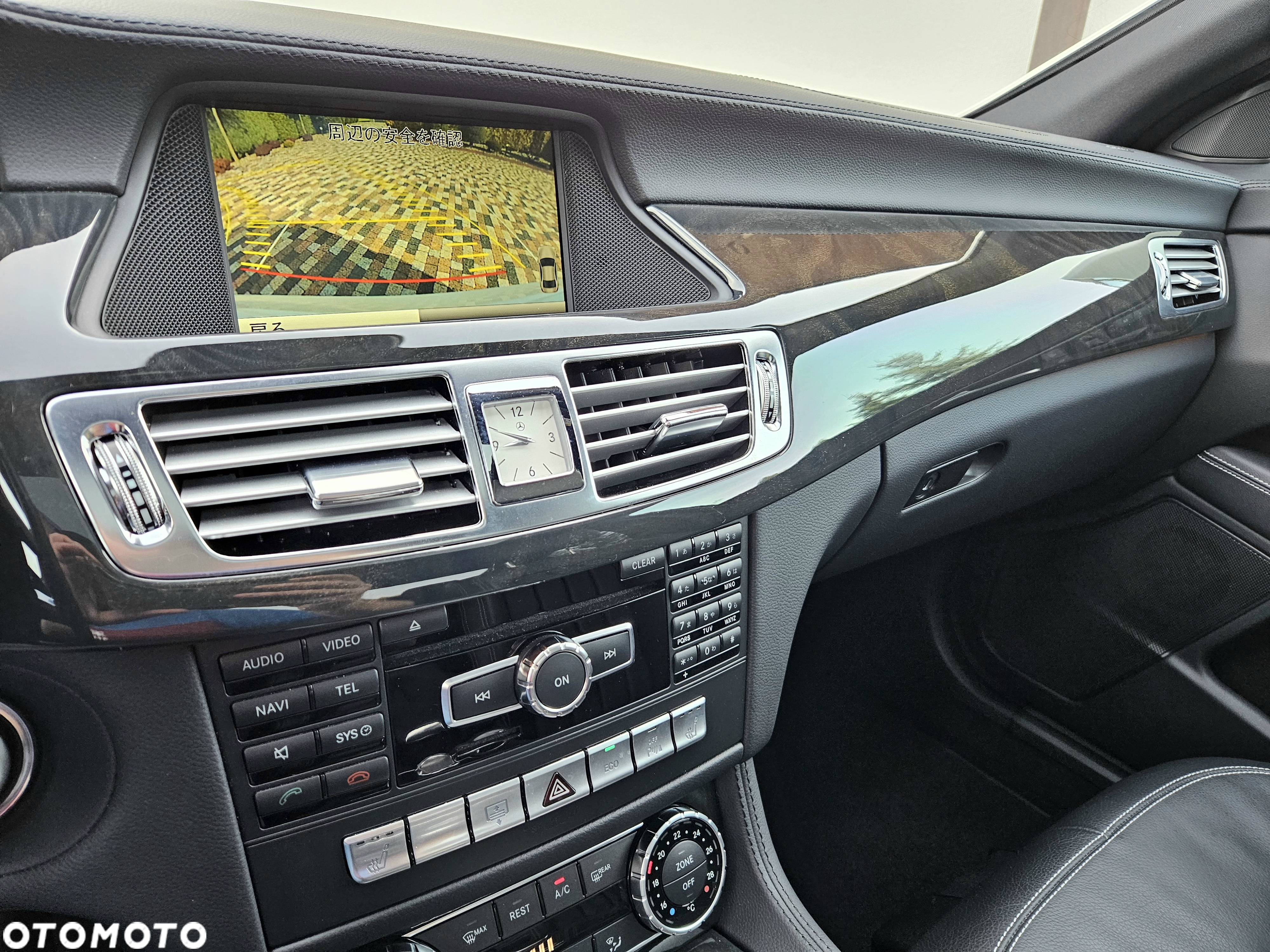 Mercedes-Benz CLS - 39