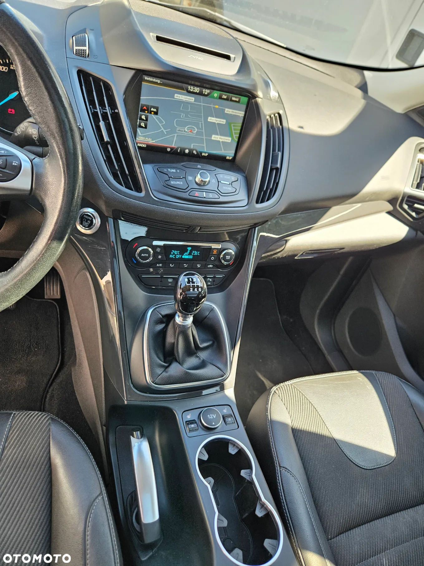 Ford Kuga 2.0 TDCi 2x4 Titanium - 14