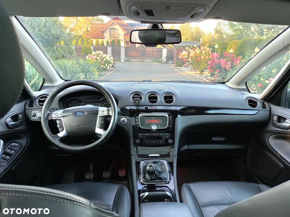 Ford S-Max 2.0 TDCi DPF Titanium - 11