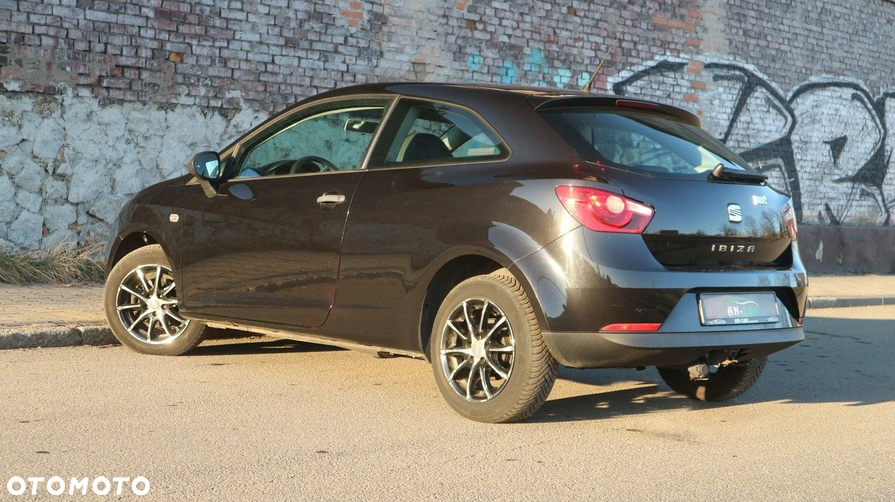 Seat Ibiza 1.2 12V Amaro - 32