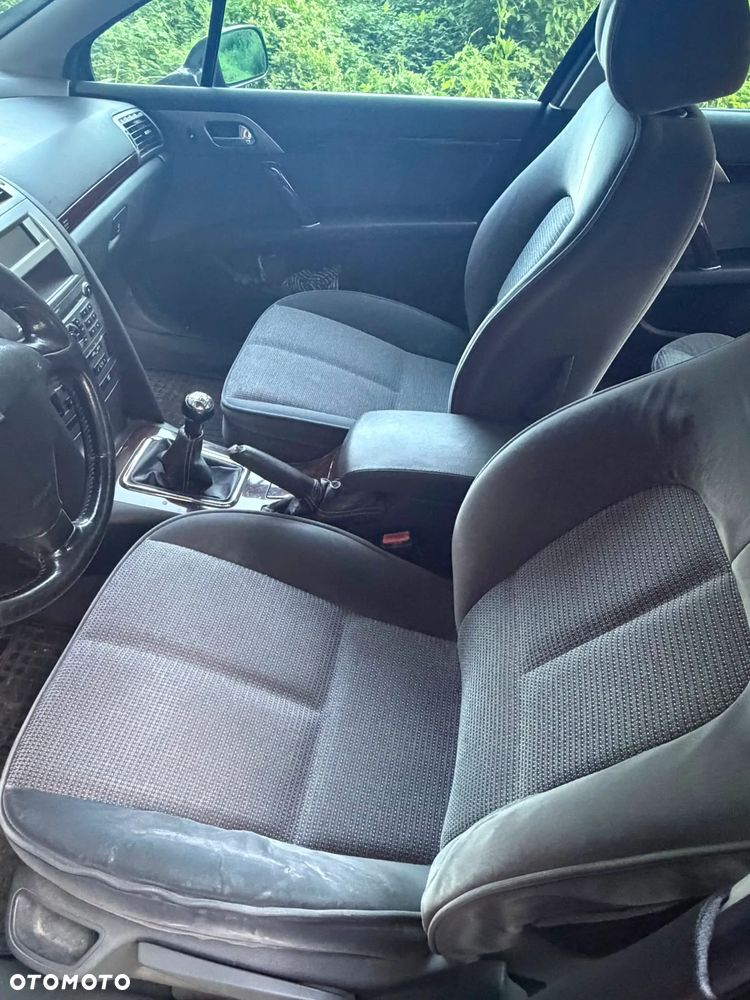 Peugeot 407 - 23
