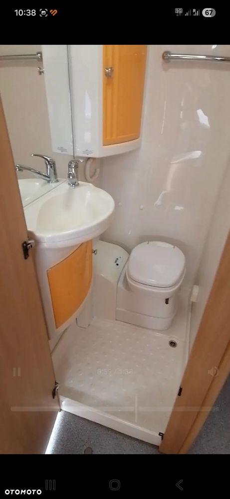 Dethleffs Camper 400 - 10