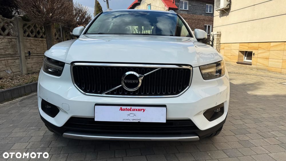 Volvo XC 40 T3 Geartronic Momentum Pro - 14
