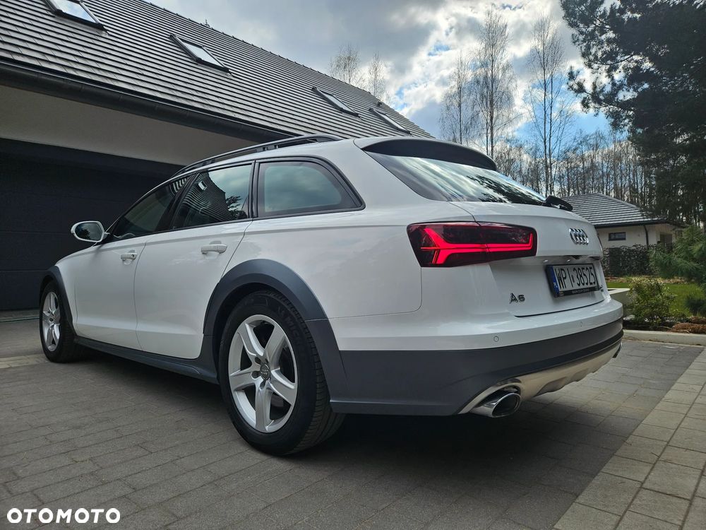 Audi A6 Allroad - 16