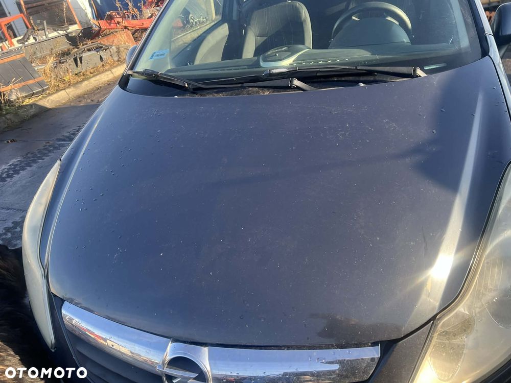 Maska, pokrywa Opel Corsa D !! Brak kodu lakieru !! Do ponownego malowania