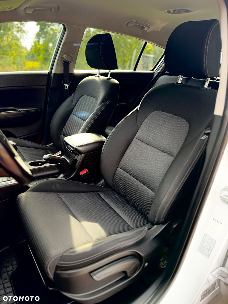 Kia Sportage - 13