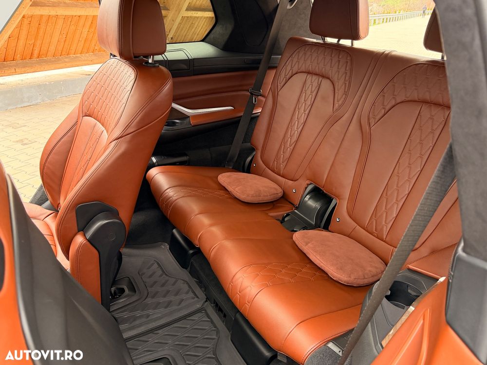 BMW X7 M50d - 13