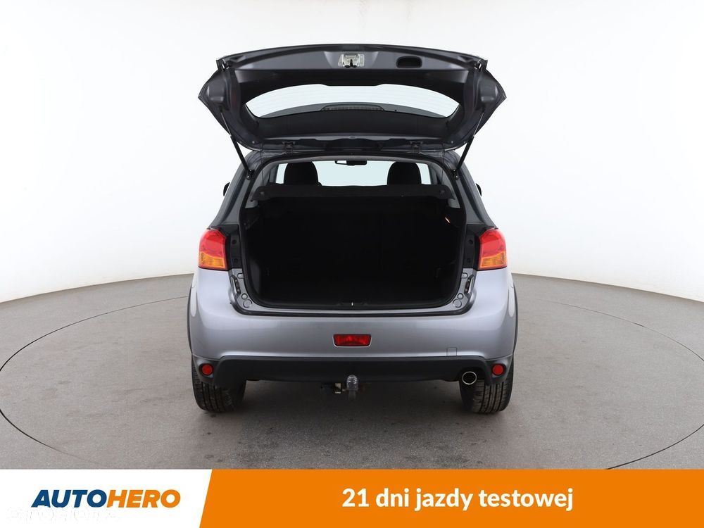 Mitsubishi ASX 1.6 Inform - 16