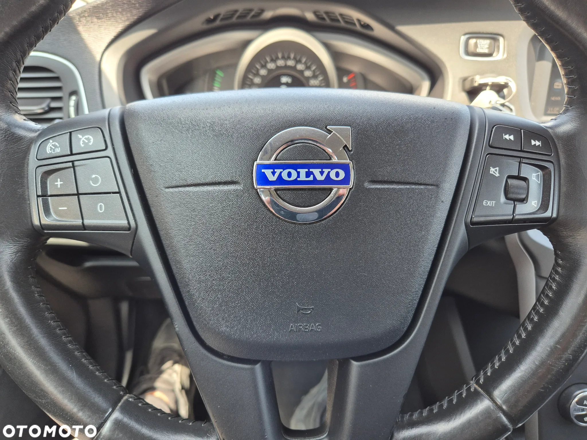 Volvo V40 D2 Momentum - 20