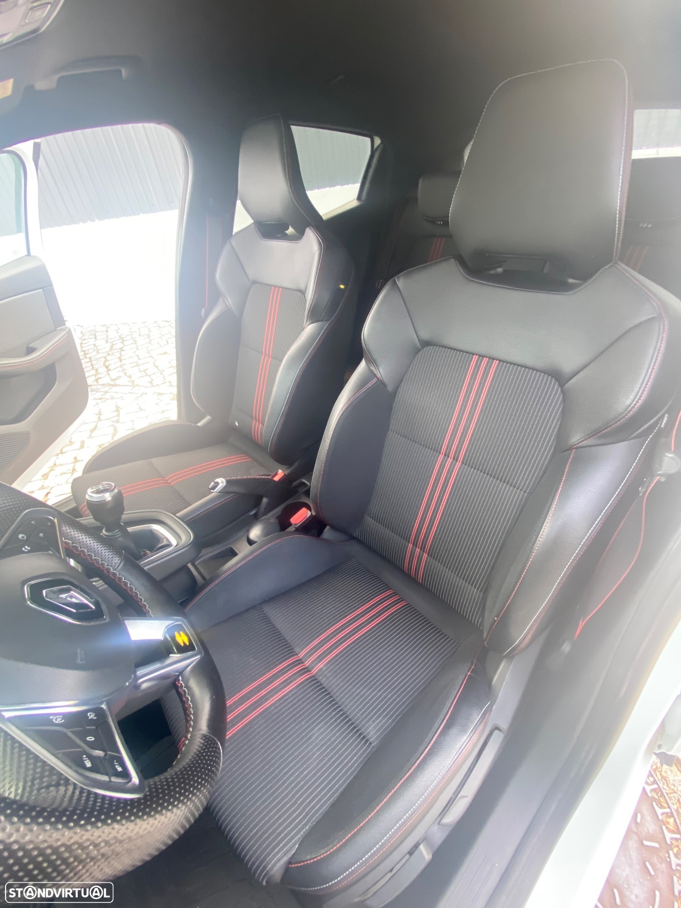 Renault Clio 1.0 TCe RS Line - 10