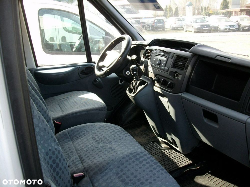 Ford Transit - 3