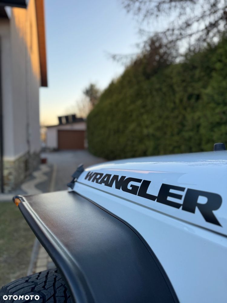 Jeep Wrangler 3.6 Unlim Sahara - 9