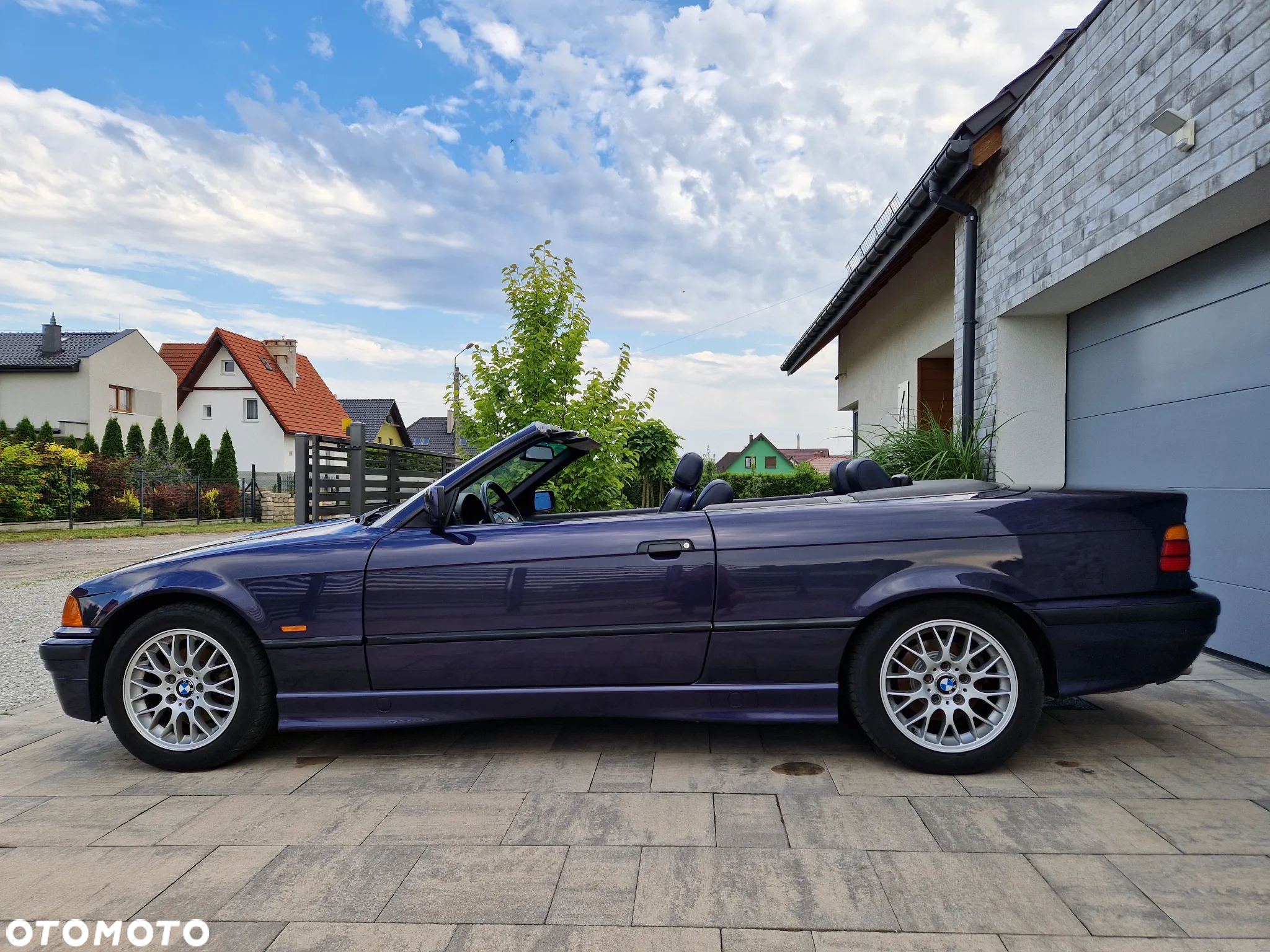 BMW Seria 3 320i Cabriolet - 2