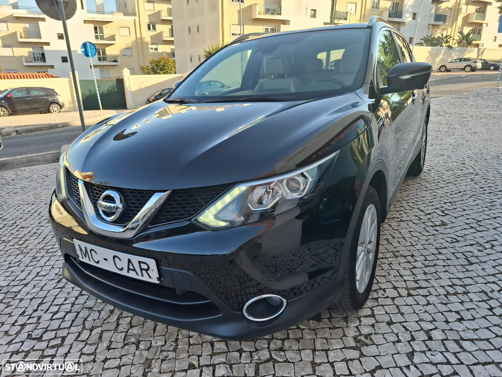 Nissan Qashqai 1.5 dCi Tekna Alcantara - 53