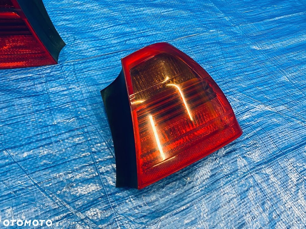 LAMPY LAMPA W BŁOTNIK LEWA PRAWA TYLNA LEWY PRAWY TYŁ BMW E90 SEDAN 07R ; 6937457 ; 6937458 EUROPA ORYGINAŁ - 5