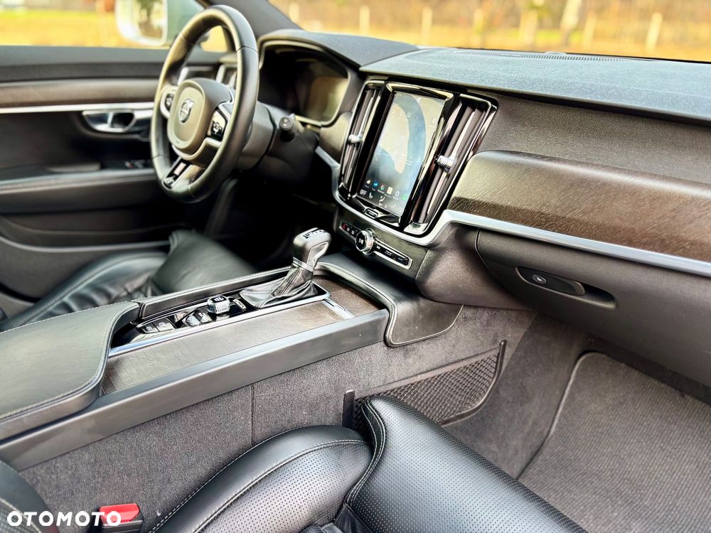 Volvo V90 Cross Country T5 AWD Pro - 33