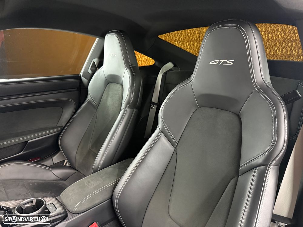 Porsche 911 (992) Carrera GTS PDK - 26