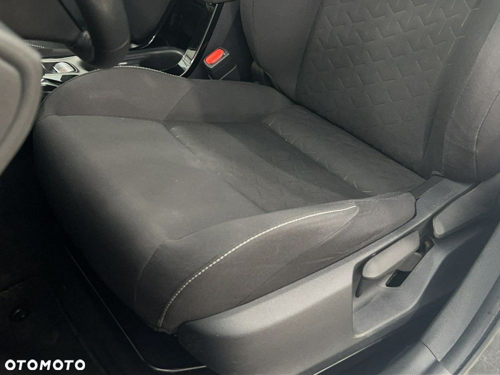 Toyota Corolla - 17