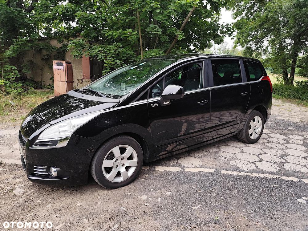 Peugeot 5008 HDI FAP 150 Family Plus - 4