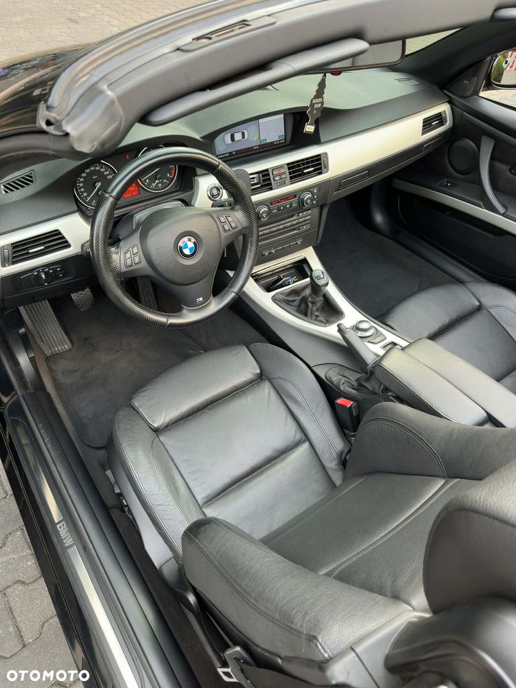 BMW Seria 3 330i - 31