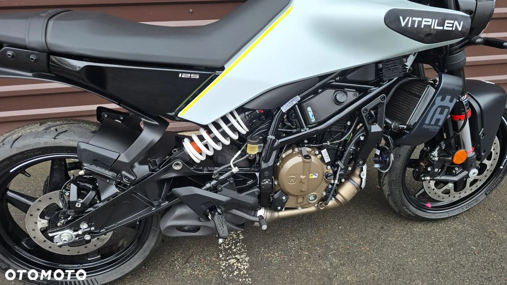 Husqvarna Vitpilen - 17